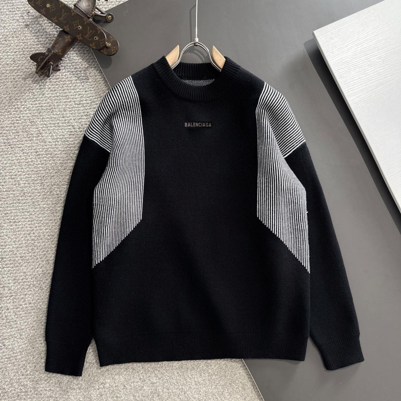 Ba*len*cia*ga sweaters